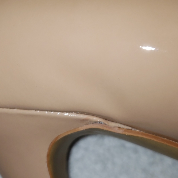 Franco Sarto patent leather, nude, pointed toe, 7M - Picture 11 of 12